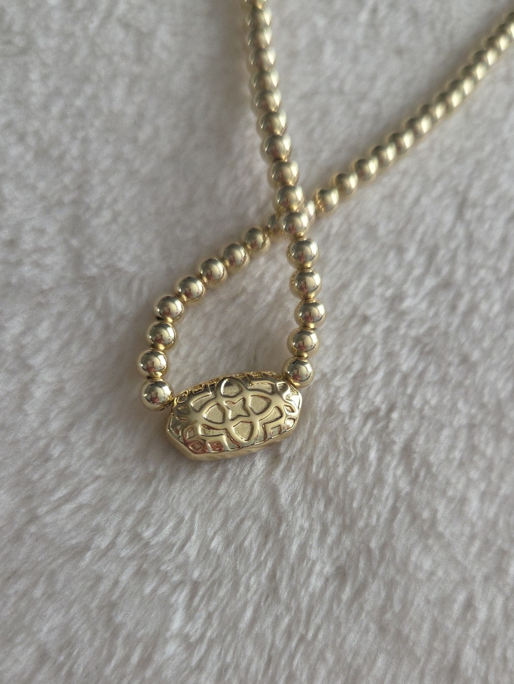 NWT Kendra Scott Elisa Beaded Necklace in gold chartreuse green mother of Pearl - Picture 8 of 10